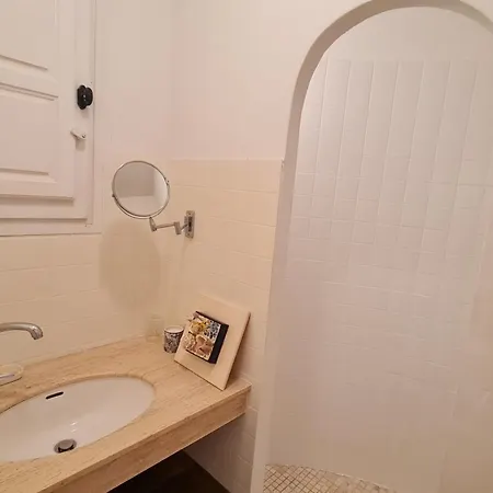 Semesterbostad Magnificent House With Sea View In Ajaccio